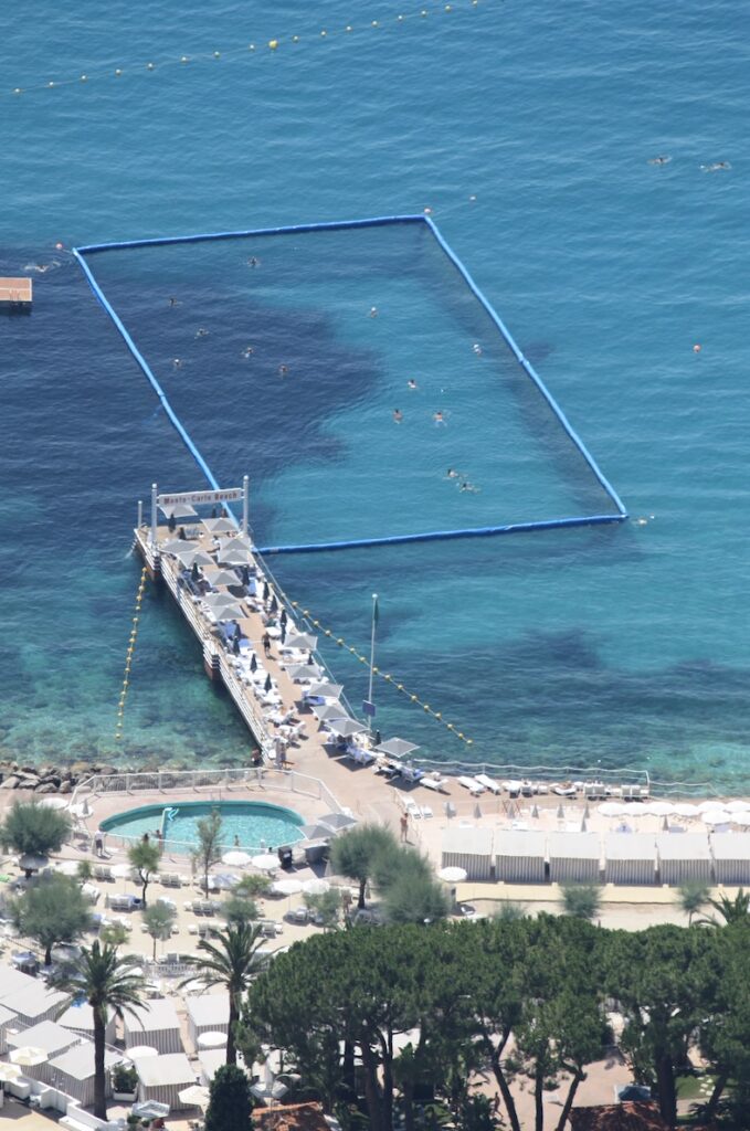 piscine de mer anti méduses